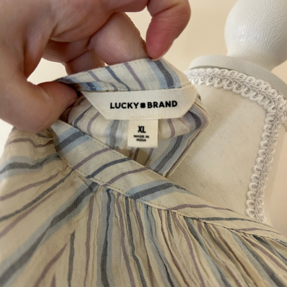Lucky Brand Cotton Cream Striped Crinkle Gauze Button Down Top XL - Picture 3 of 10